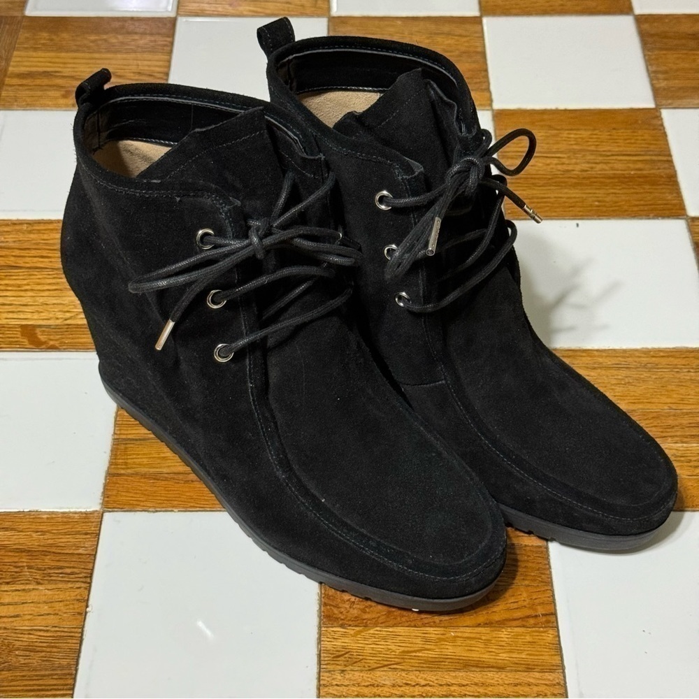 Michael Kors Suede Tamara Lace Up Wedge Heel Bootie Size 9.5 Women